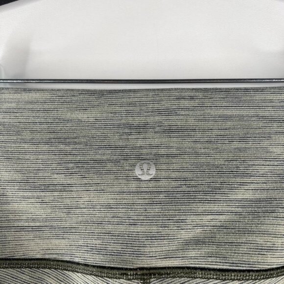 Lululemon Wunder Under Crop High Rise Size 4 Wee Are From Space Sage Dark Olive - Picture 6 of 8